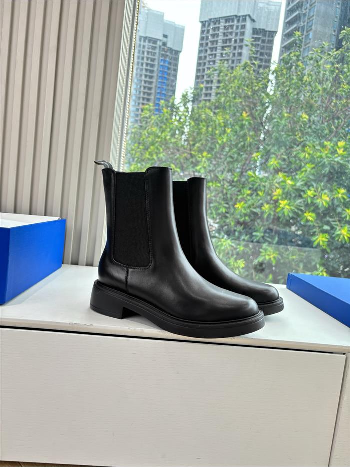 20251128172426246 370